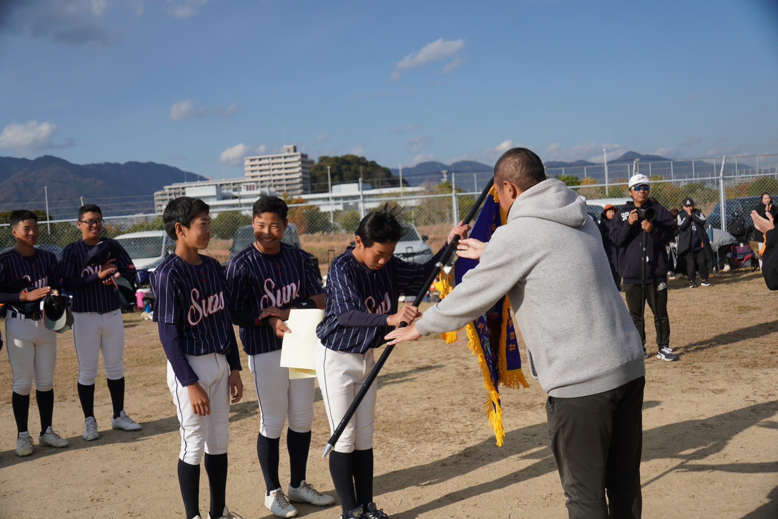 LINE_ALBUM_廿日市招待　高陽スカイバンズ戦_251209_2